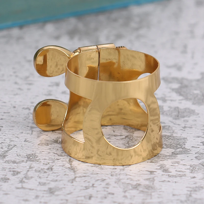

Durable Fastener Cap Sax Saxophone Mouthpiece Ligature Clip Climp For Alto/Sub Alto/Treble Sax Saxophone Mouthpiece Clamp Clip