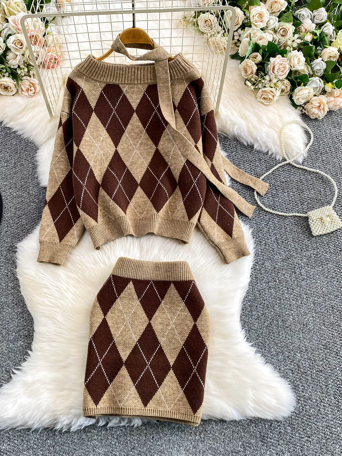Fall Winter Temperament One-Shoulder Streamer Sweater Women's Diamond Plaid Knitted Skirts Two-Piece Set