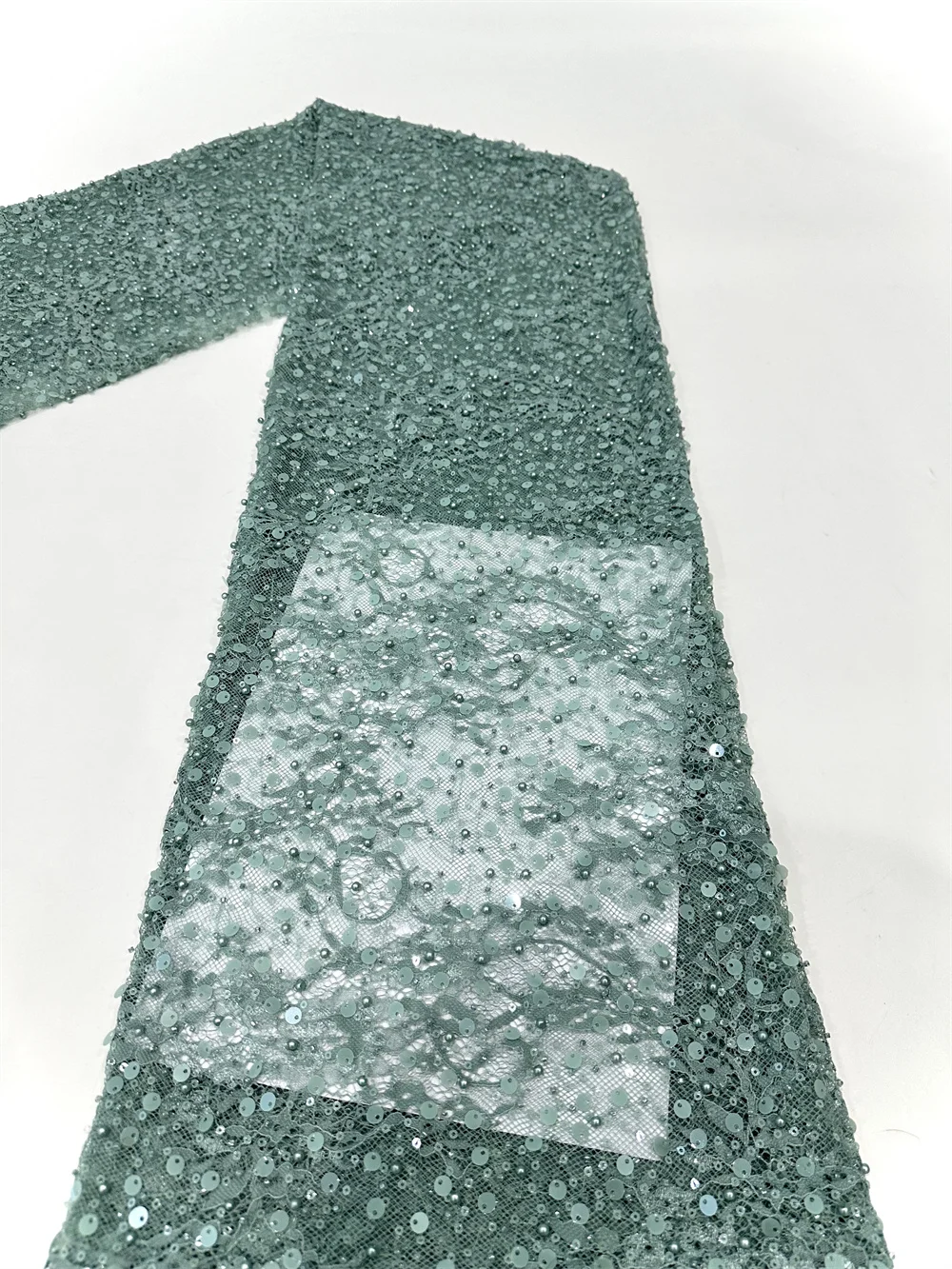 

Роскошная нигерийская кружевная ткань с блестками и камнями 2024 Высококачественная африканская Тюль с вышивкой ткань для жениха для свадебного платья