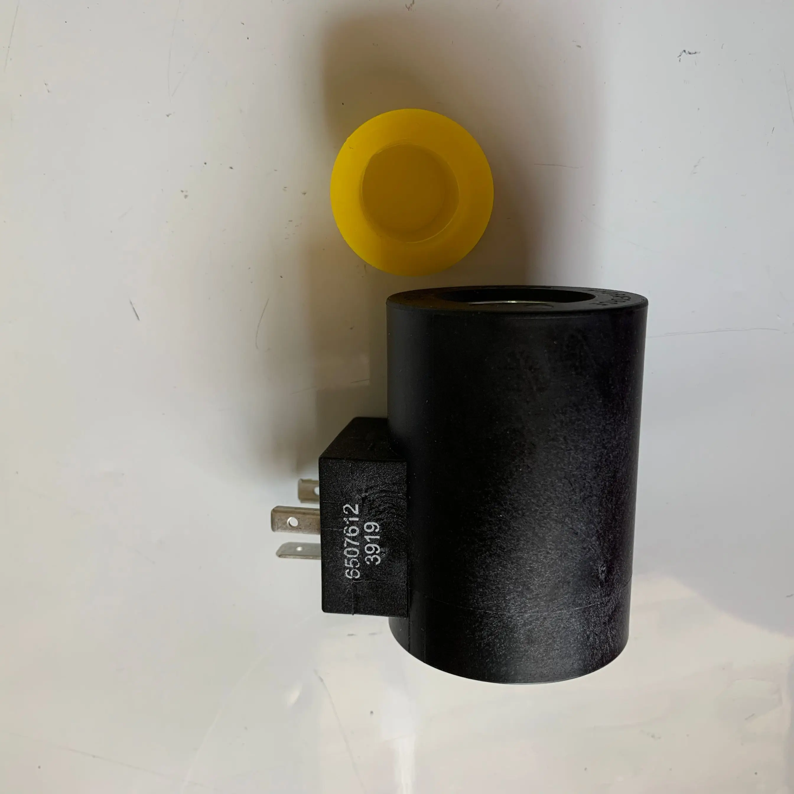 PV70-30AM PV70-30AM-0-N-24DG PV70-30BM PV70-30 صمام الملف اللولبي HydraForce منتج أصلي أصلي ملف مطابق 6507624 6507612 #6