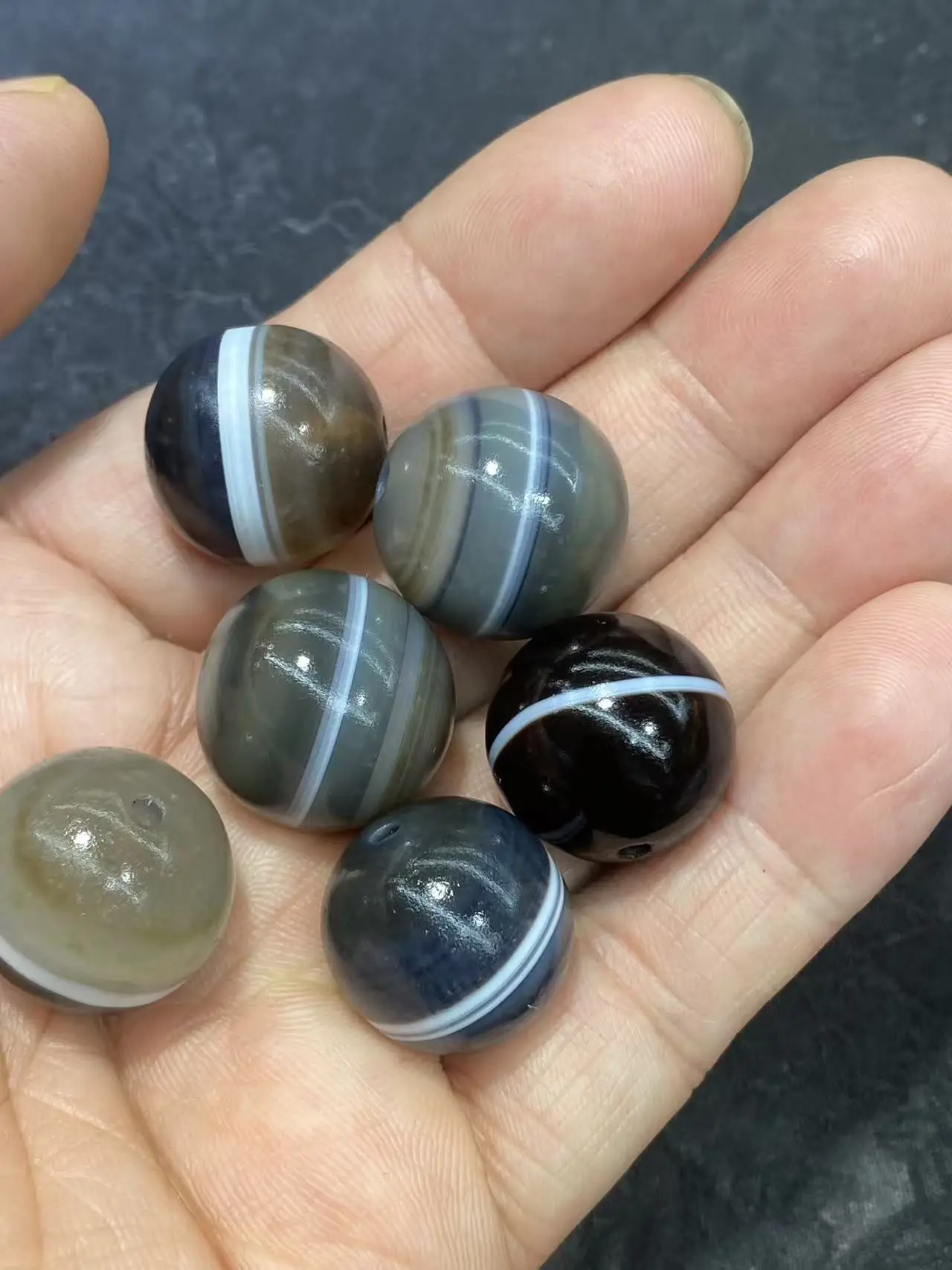 Premium Handmade Oblique-Cut Patina Weathered Agate Dzi Bead Blue Veins and Silk Pattern Medicinal Round Bead Loose Wholesale