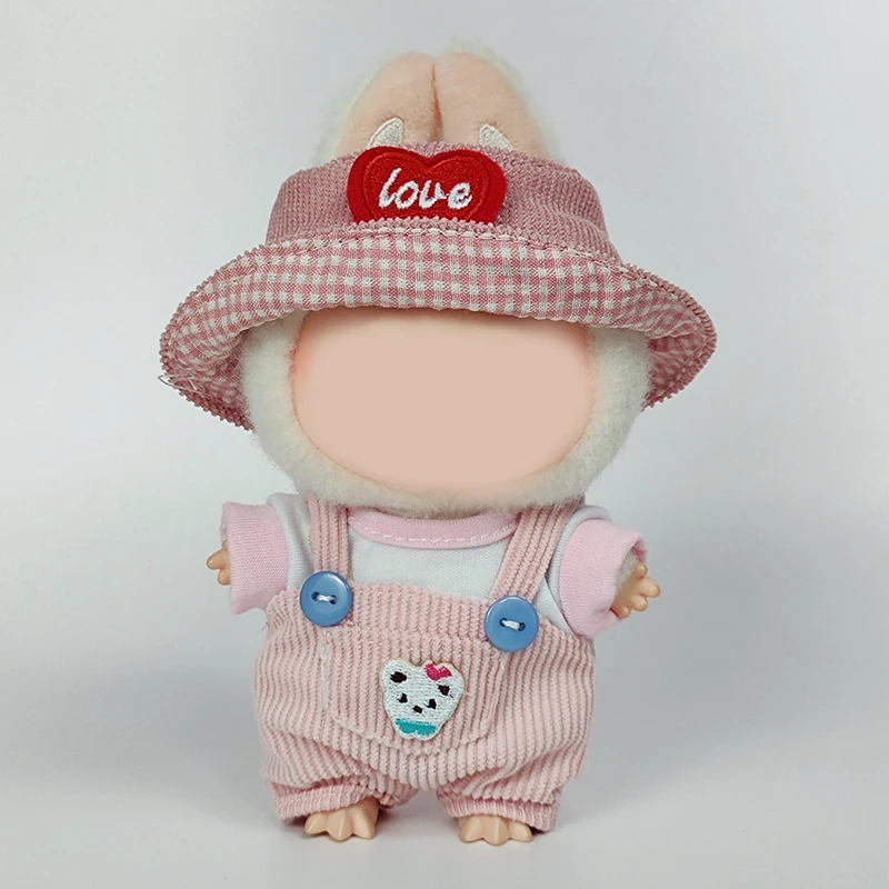 

Cute Cloth Outfit Set for Labubu -Plaid Hat & Overalls, Adorable Doll Clothes with Love Emblem, Ideal for Decoration &Collection