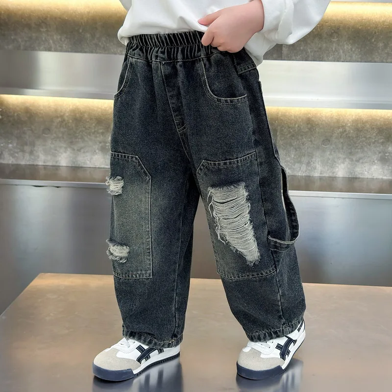 

Осенние детские джинсы для мальчиков, лоскутные детские свободные брюки, повседневные модные брюки со средней талией и карманами для подростков, джинсовые джинсы для мальчиков от 2 до 13 лет