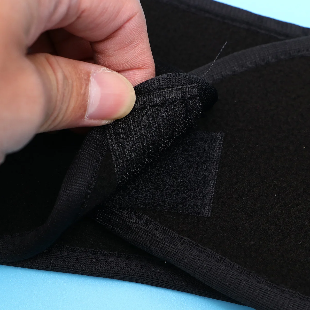 

3Pcs Fashion Fleece Headband Moisture Wicking Ponytail Compatible for Skiing Skating Cycling Warm Hairband