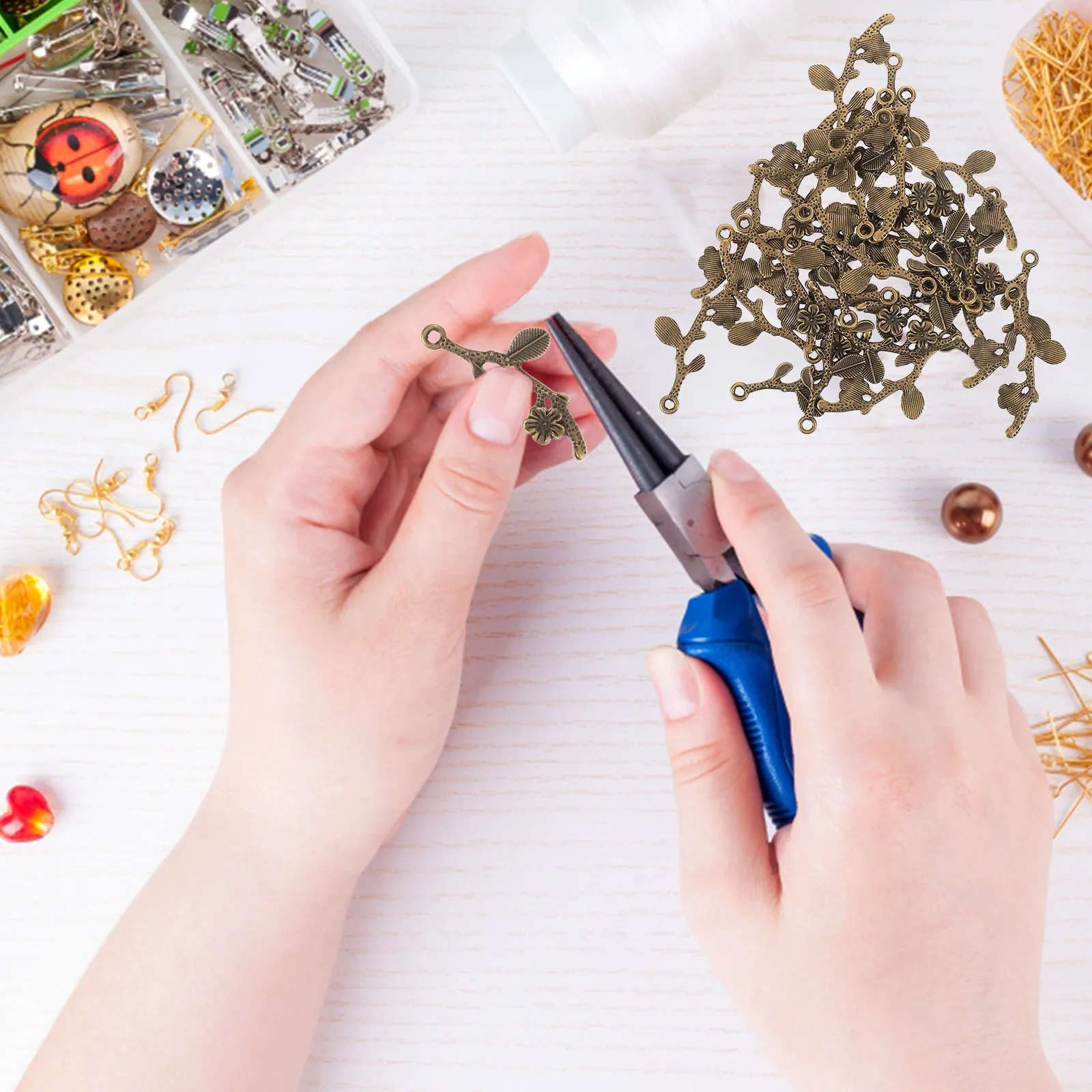 

50pcs Retro Tree Branch Charms Leaf Pendants DIY Accessories Jewelry Making Materials Lightweight Durable Crafts