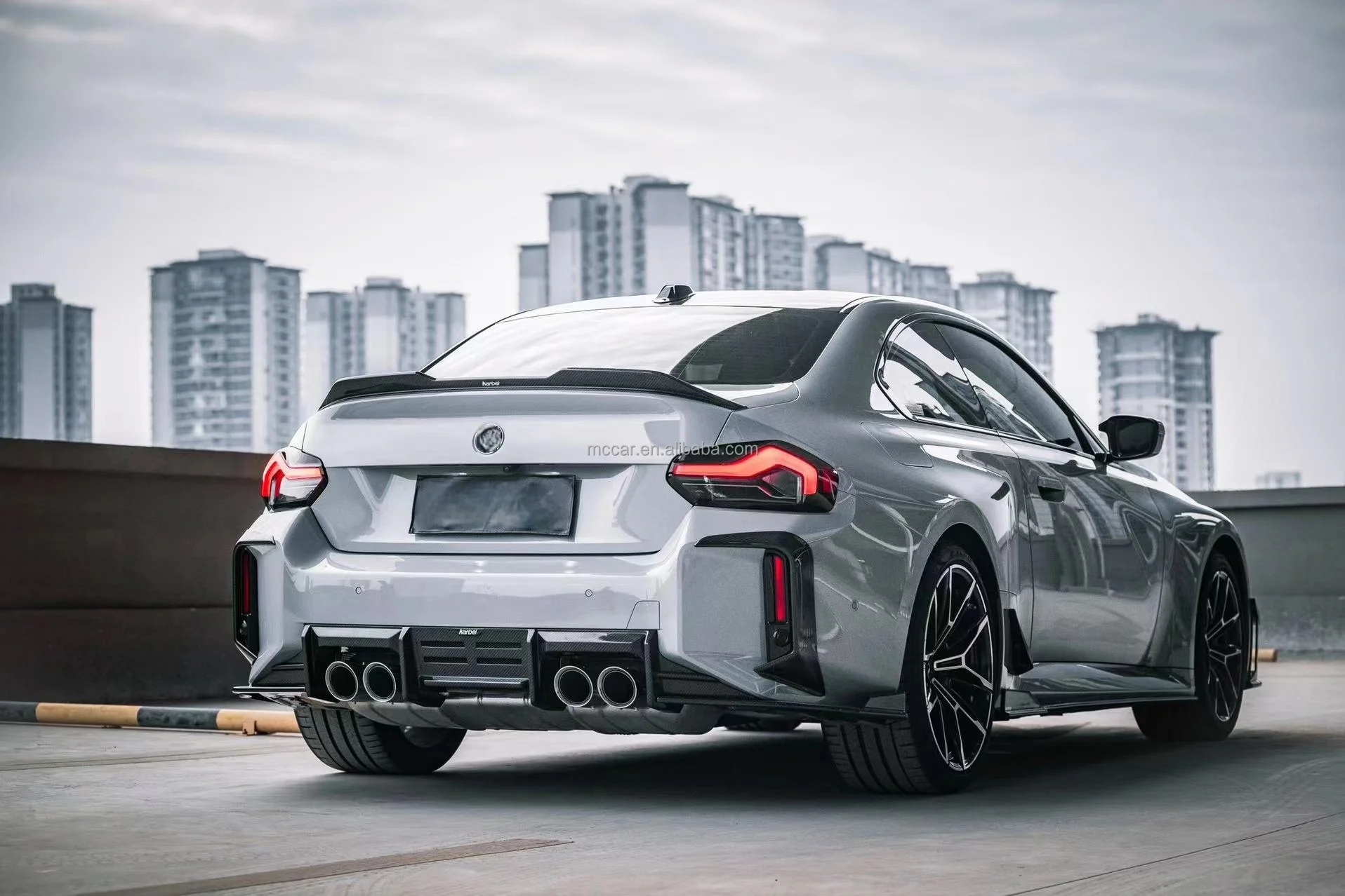 المواد العلوية Prepreg ألياف الكربون الجافة M2 G87 SQ نمط مصد السيارة M2 G87 الناشر الخلفي لسيارات BMW M2 G87 المصدات الخلفية