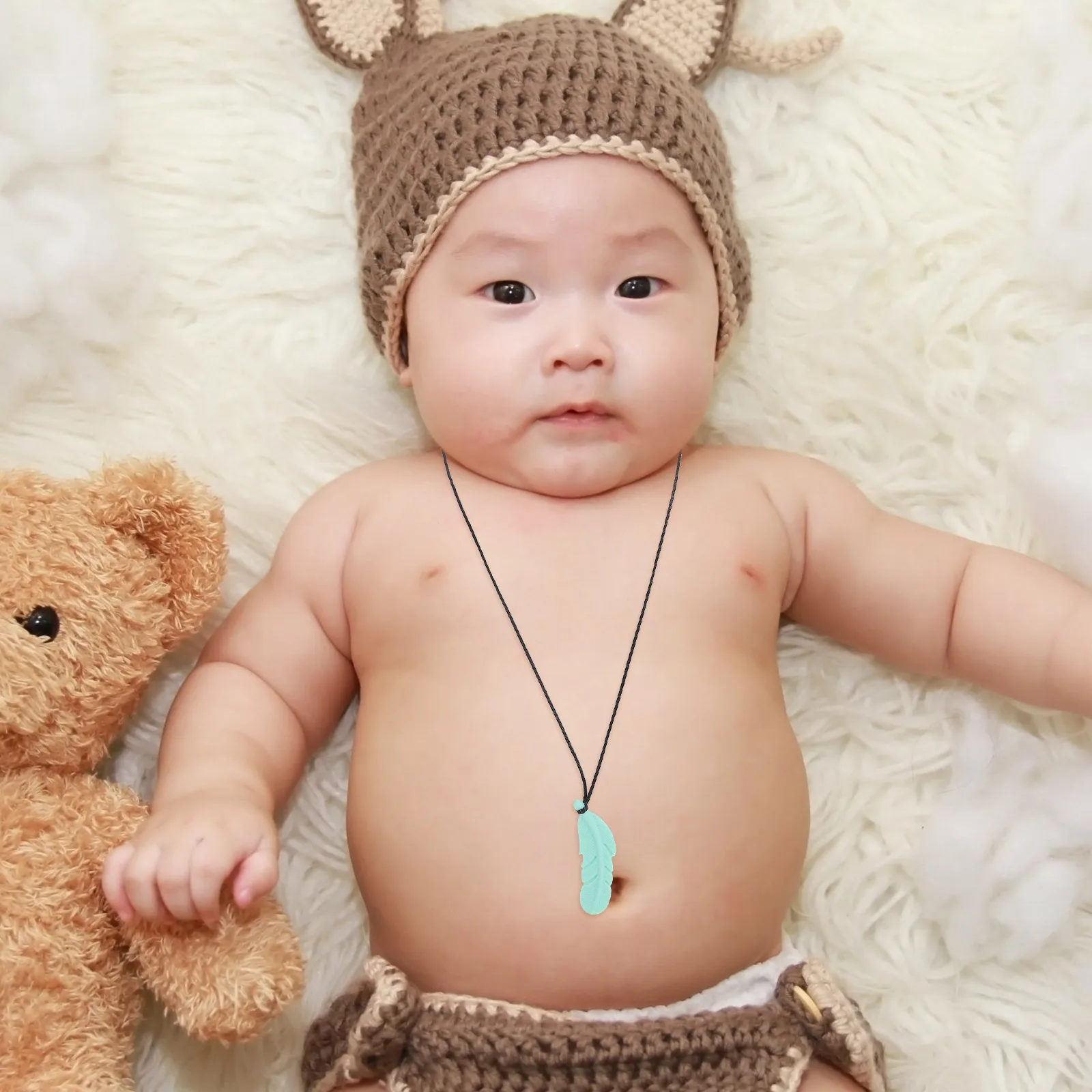 

4pcs Baby Teething Necklace Silicone Chew Pendant Molar Sensory Toys for Kids Lightweight Calming Chewing