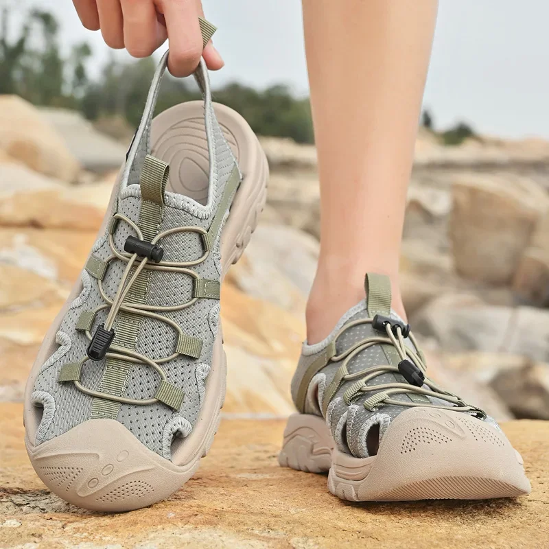 Summer Men's Sandals Outdoor Closed Toe Hiking Sandals Casual Beach Walking Slippers Lightweight Travel Breathable Wading Shoes