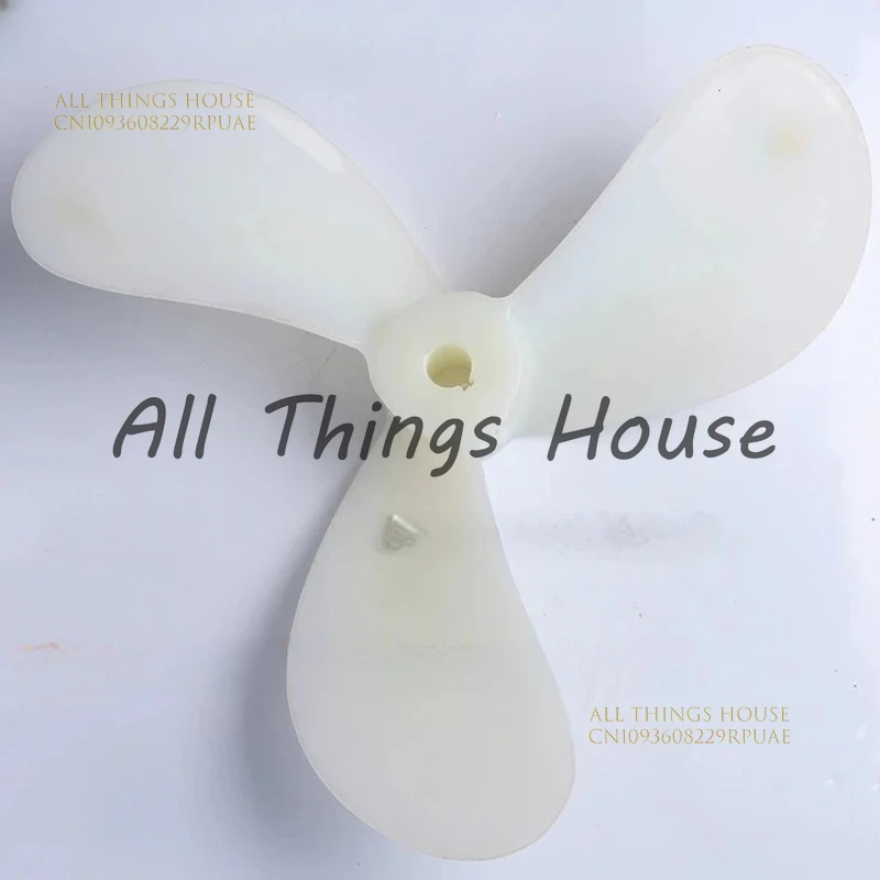 

Морские гребные винты/толкатели/трехлопастные нейлоновые лопасти/нейлоновые винты/нейлоновые лопатки