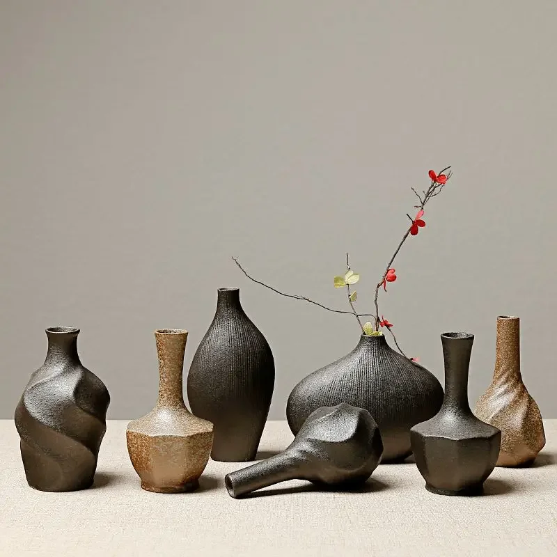 Kreative Handgefertigte Keramik-Tischdekoration Kleine Blumenvase Retro Hydrokultur-Vase im Japanischen Zen-Stil