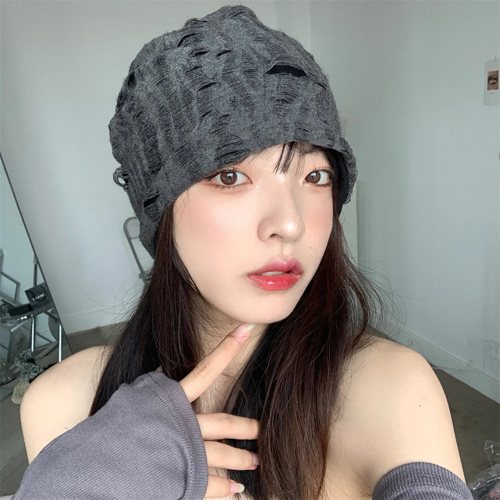 2024 Vintage Unisex Knit Hat Women Thin Grey Ripped Hole Beanies Hat Warm Caps Skullies Hip Hop Beanies Cap Clothing Accessories