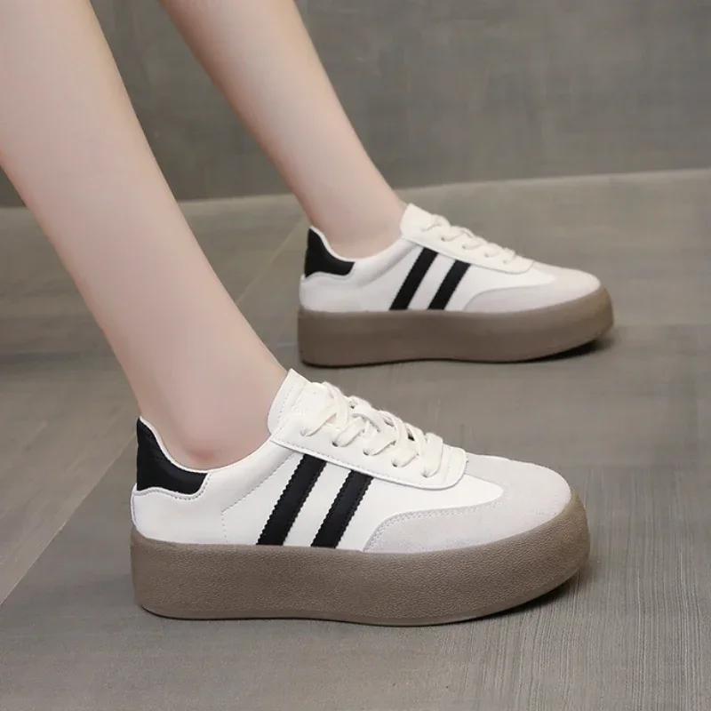 Sepatu Sneakers kulit wanita, sepatu vulkanisir ringan untuk wanita kanvas ujung bulat kasual olahraga Platform Sneakers Zapatos Mujer