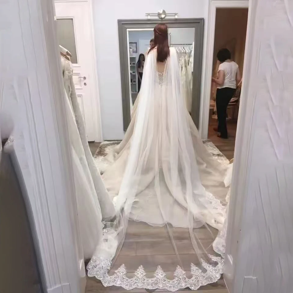 

Накидка белого цвета слоновой кости по индивидуальному заказу, вуаль в виде собора, длинная вуаль на плечо, свадебная накидка, плащ, шаль, кружевные свадебные аксессуары