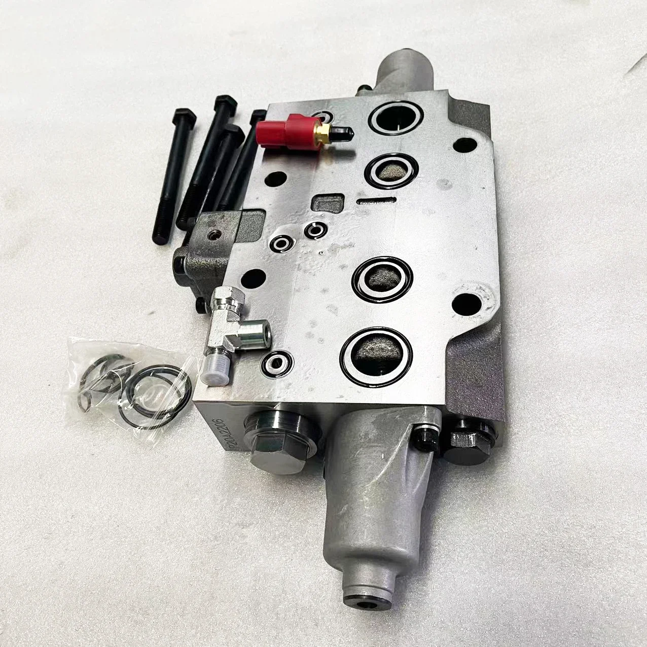 

Hydraulic control valve for hydraulic breaker