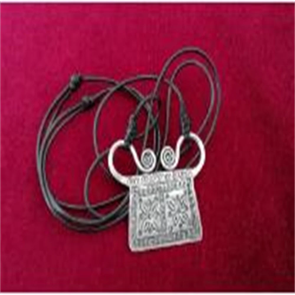 Guizhou Miao Ethnic Jewelry Handmade Miao Silver Necklace Pendant Necklace Chain Character Engraving Lock