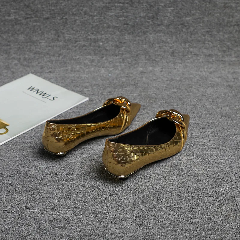 Pointed small heels, elegant work shoes, fashionable and versatile spring and summer, shallow chain single shoes for women