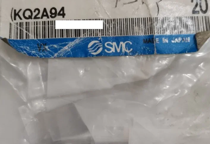 

2pcs New original SMC stainless steel joint KQG2L12-04S