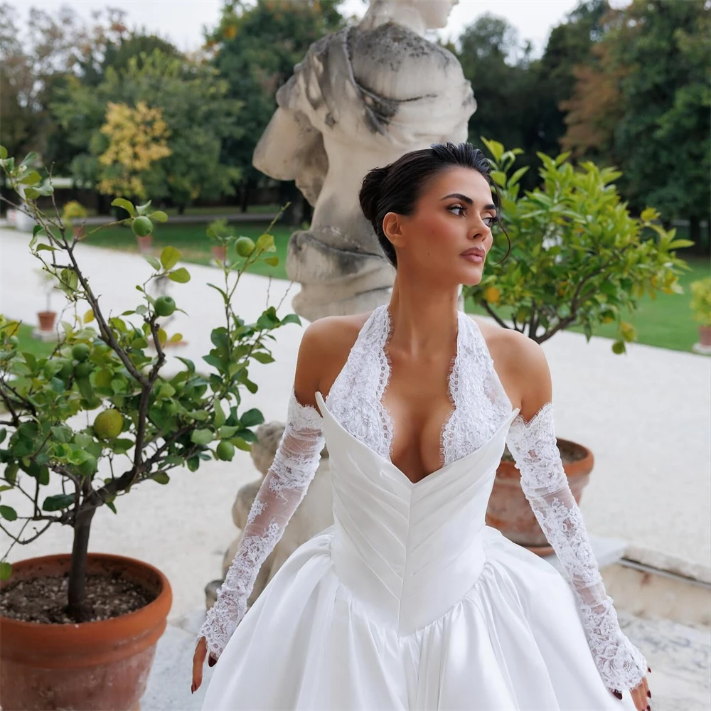 

Customized Elegant White Satin Wedding Dress Formal Halter Sleeveless Robe de mariée Dreamy A-Line Court Train Vestido De Novia