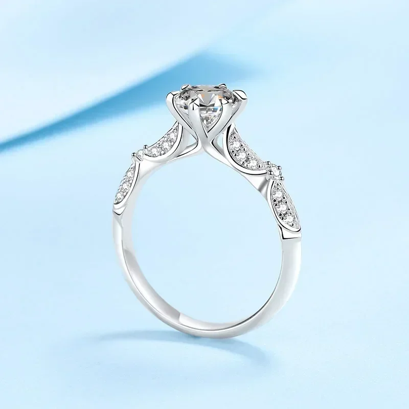 Luxury 1 Ct Moissanite Diamond Six Claw Setting Rings for Women, Pt950 Platinum Sparkling Wedding Rings Fine Jewelry Girl Gifts