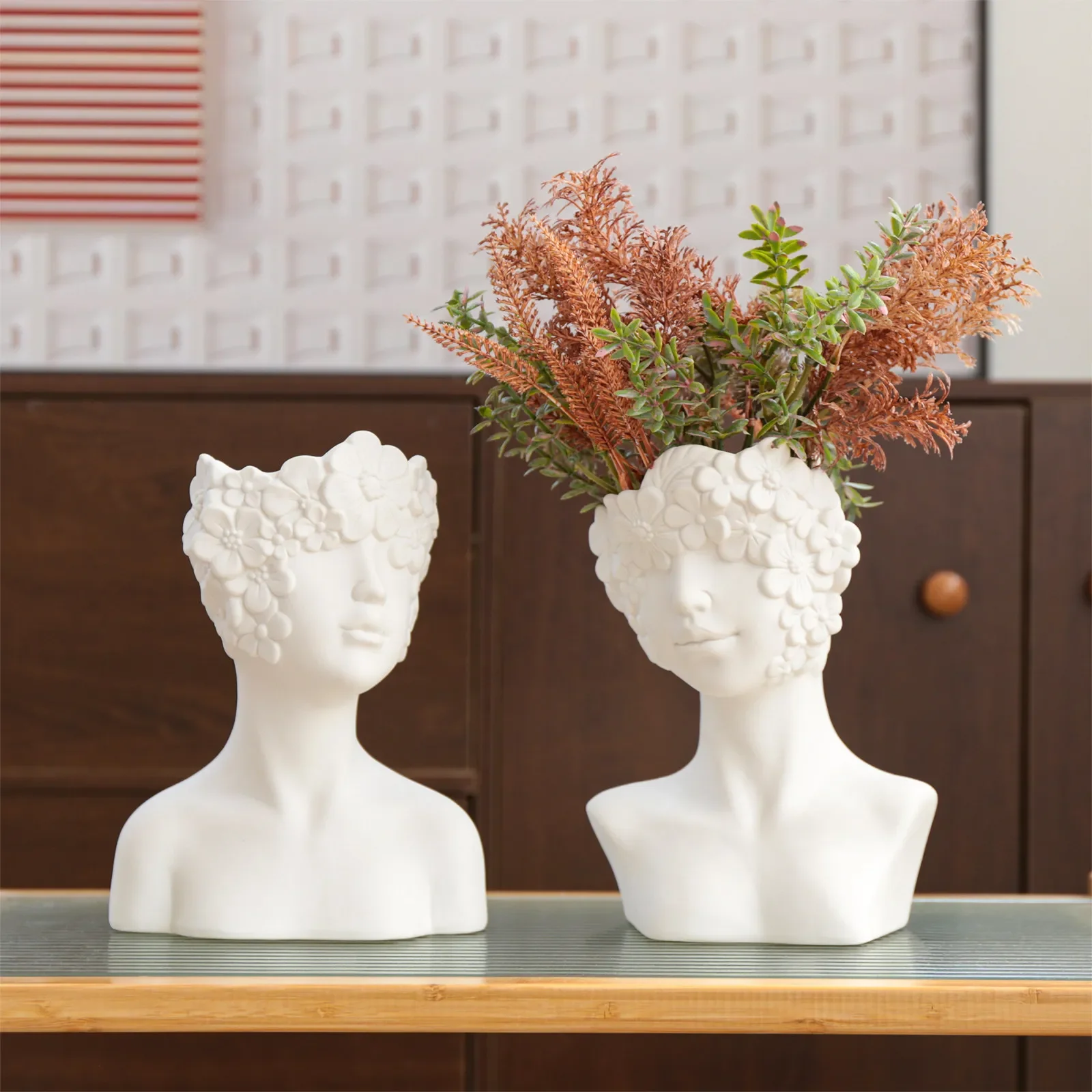 Creative Human-shaped Ceramic Vase Cartoon Girl Flower Vase Floral Arrangement Flowerpot Home Decoration Accessories