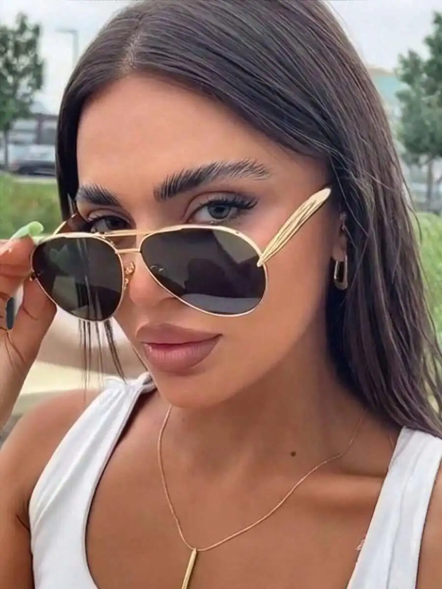 Womens Metal Oval Frame Retro Double Bridge Aviator Sunglasses For Vacation Beach Street Style