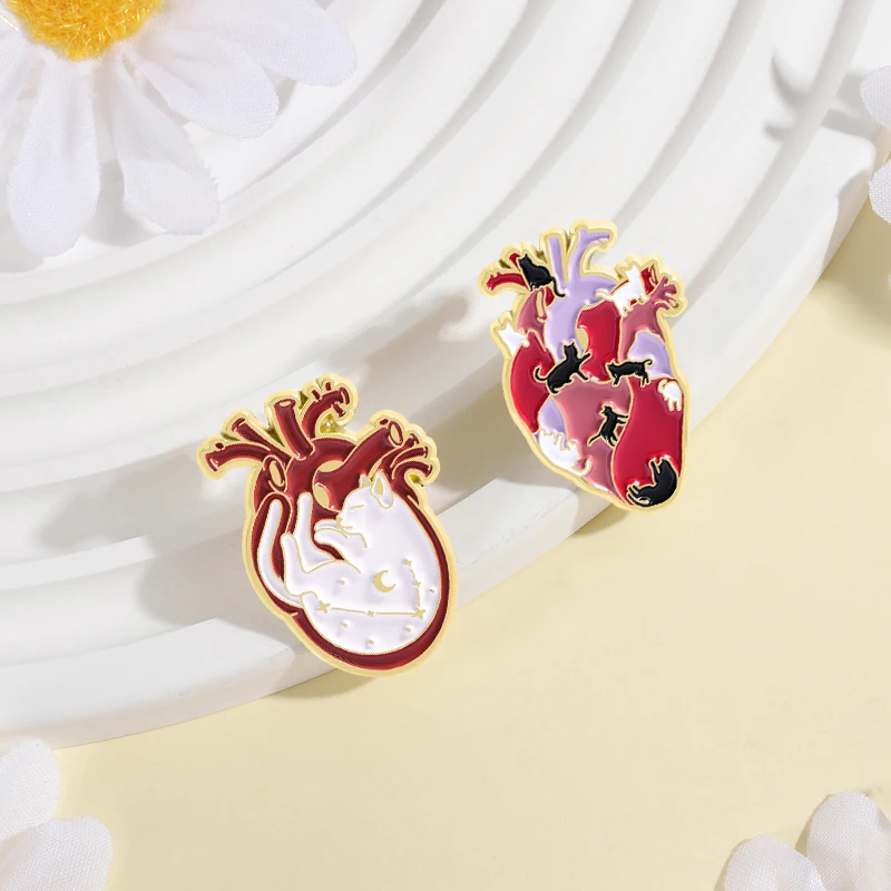 Cartoon Cat Heart Organs Enamel Pins Creative Cute Cat Medical Organs Metal Brooches Lapel Pins Badge Jewelry Gifts for Friends