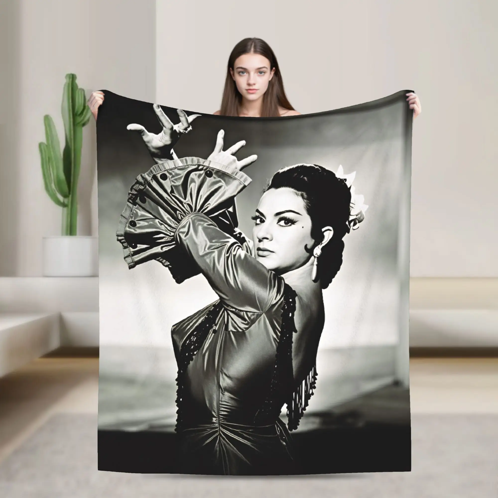 Lola Flores Warm Soft Blanket  Students Plush Throw Blanket Graphic Living Room Flannel Bedspread Sofa Bed Cover