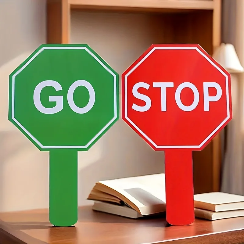 2Pcs PVC GO / STOP Hand‑Held Teaching Signs, Classroom Game Props for Students & Educators, Fun Interactive Practical Education