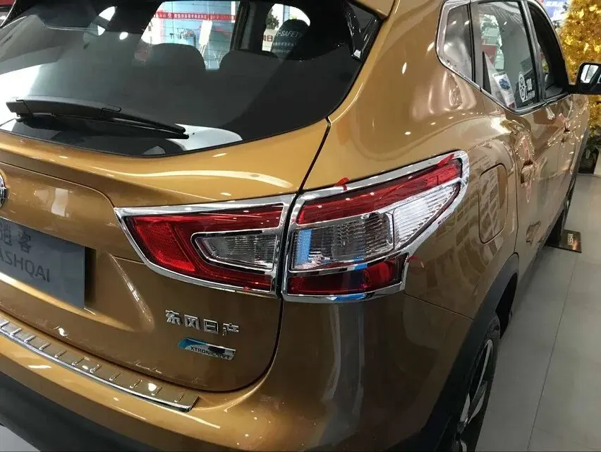 لنيسان قاشقاي J11 2014 2015 2016 ABS الخلفية ضوء غطاء المصباح الكسوة الذيل ضوء الإطار حامي ملصق اكسسوارات السيارات التصميم