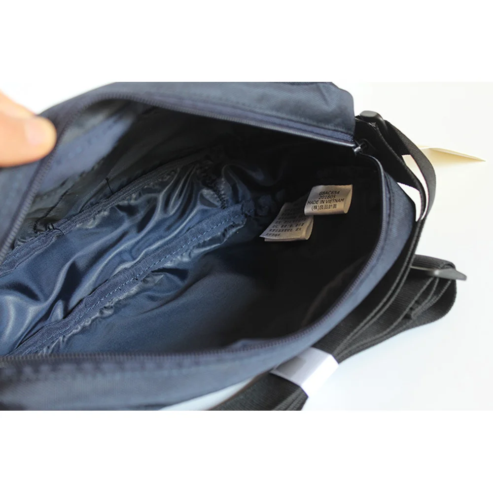 Tas Dada Pasangan Baru 2025, Tas Selempang Modis dan Serbaguna, Tas Bahu Sederhana dan Kasual, Tas Komuter Kapasitas Besar