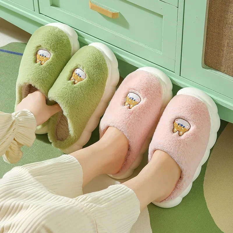 New Couple Winter Soft Indoor Female Antiskid Slides Ladies Mule Warm Fluffy Slippers For Women Men Home Casual Cotton Shoes