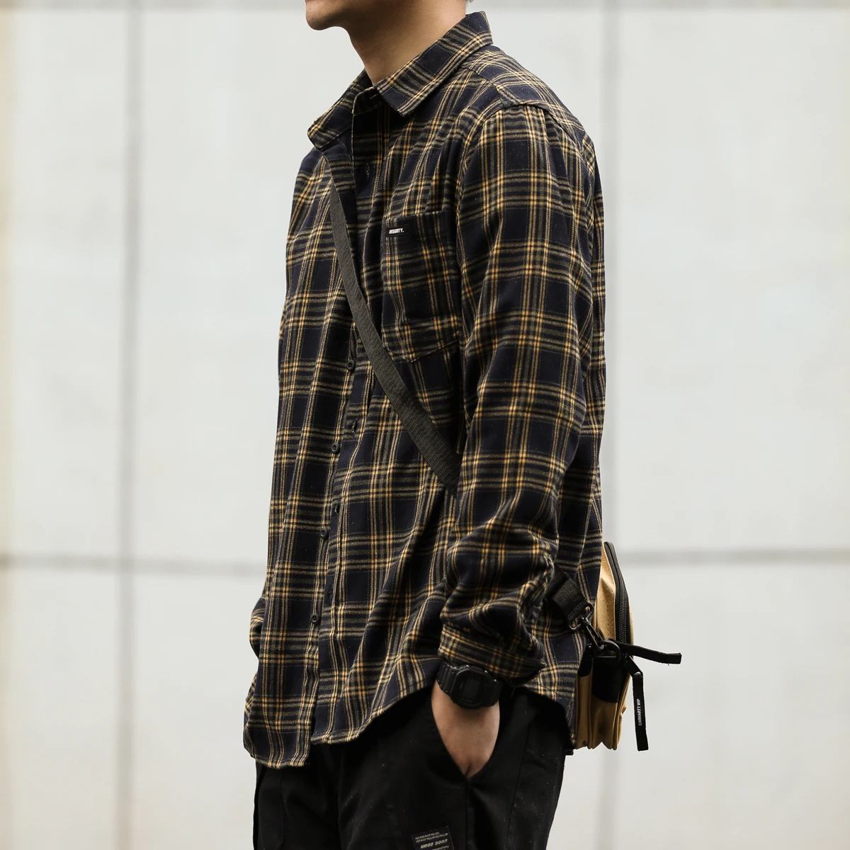 2024 autumn frosted shirt men's plaid loose long sleeved casual work clothes thick shirt trend camisa masculina slim fit blouse image 2