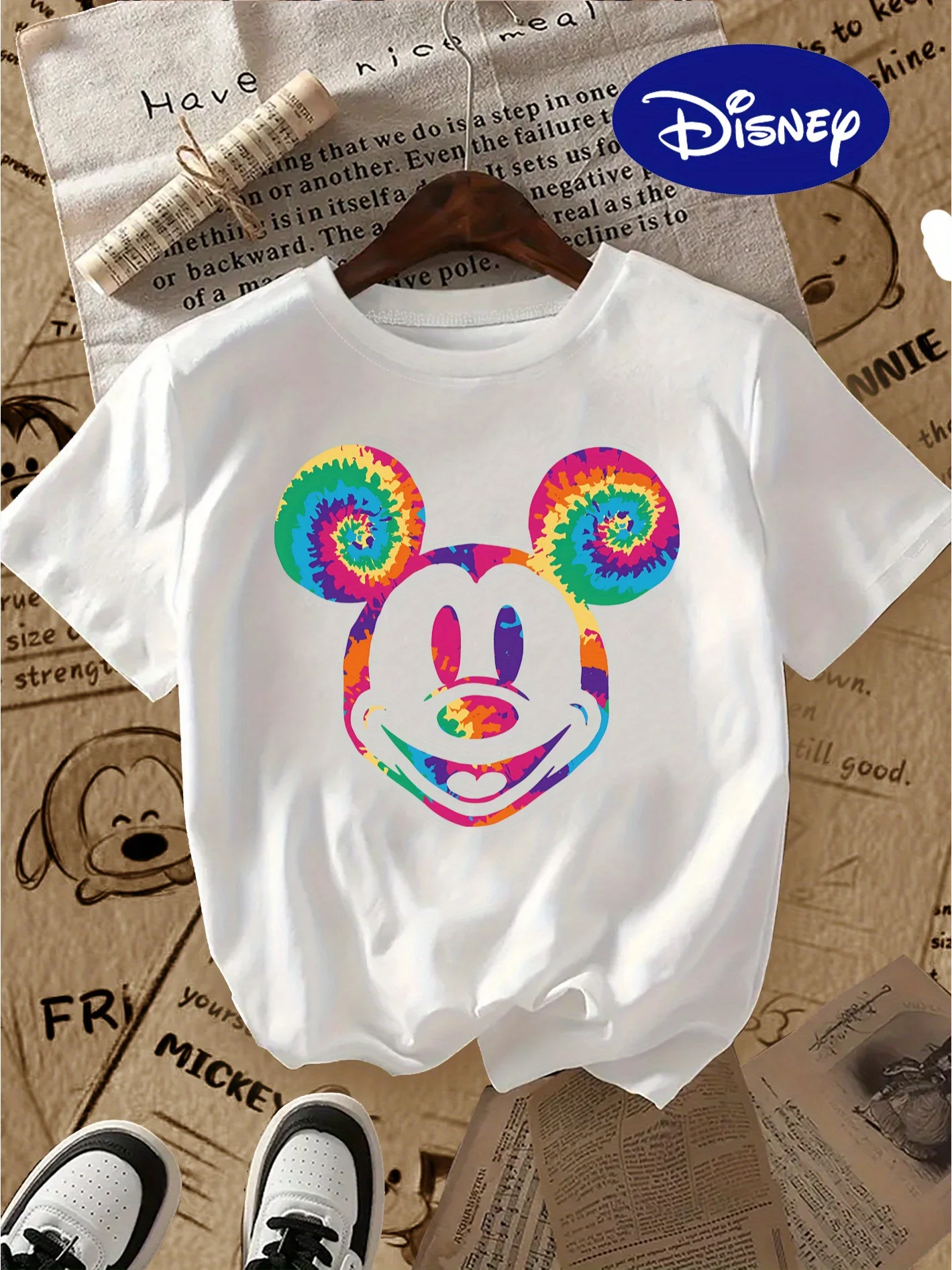 

2025 Disney Pattern Printed Women's Casual Comfortable Unique Smiling Face Black Round Neck Short Sleeve T-shirt
