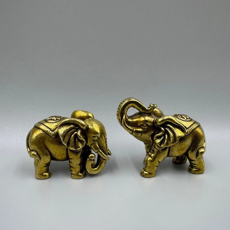 Antique copper elephant pair, auspicious ornaments, decorative metal crafts