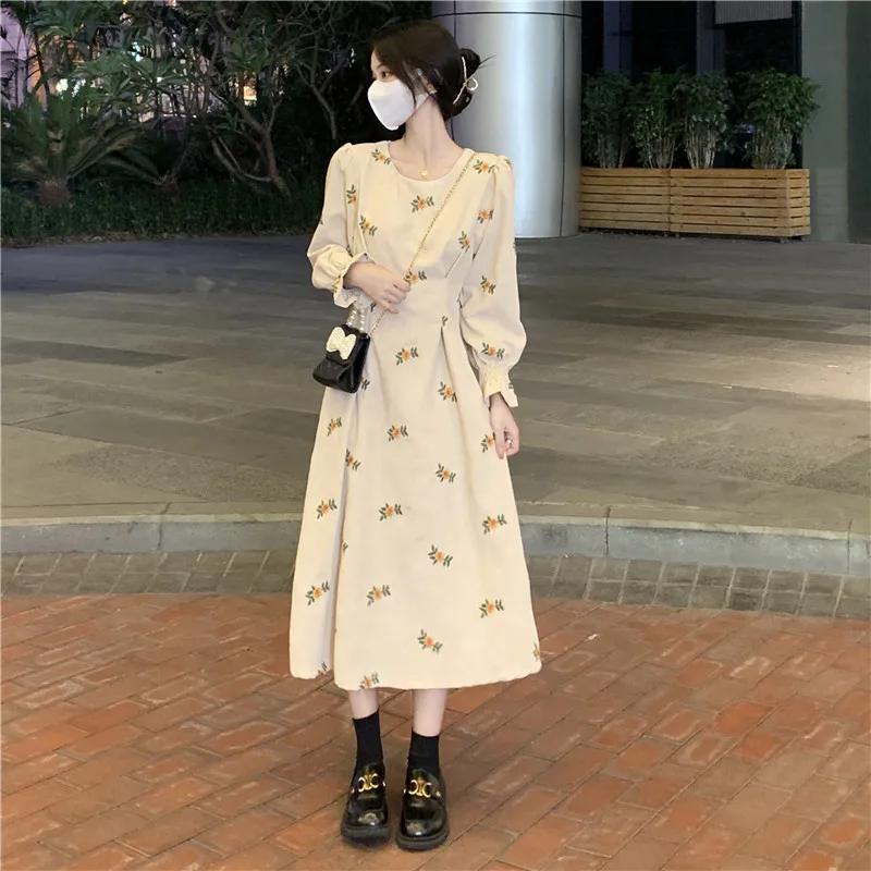 

Women Puff Long Sleeve Dress O-neck Corduroy Floral Printing Sweet Japanese Style Casual Retro Stylish Simple All-match