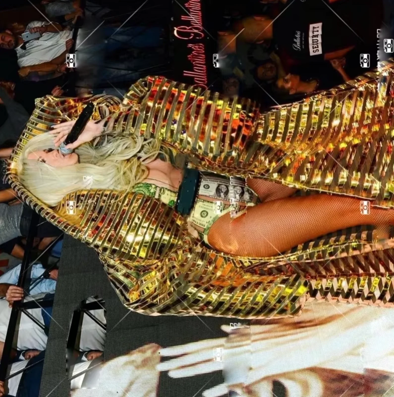 

Металлическая накидка в золотую полоску, костюм золотого пальто для будущей, сексуальная певица, технологическое шоу, сценическая танцевальная одежда