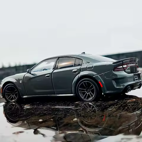 1:32 DODGE Charger SRT Hellcat Alloy Sports Car model Diecast Muscle Racing Vehicles Car Model Simulation Sound Light Kids Gifts
