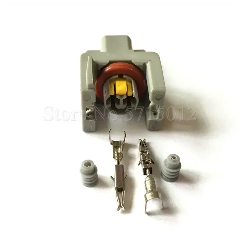 2 Hole Automotive Fuel Injector Plug Spray Nozzle / Oil Atomizer Connector Car Electrical Plug