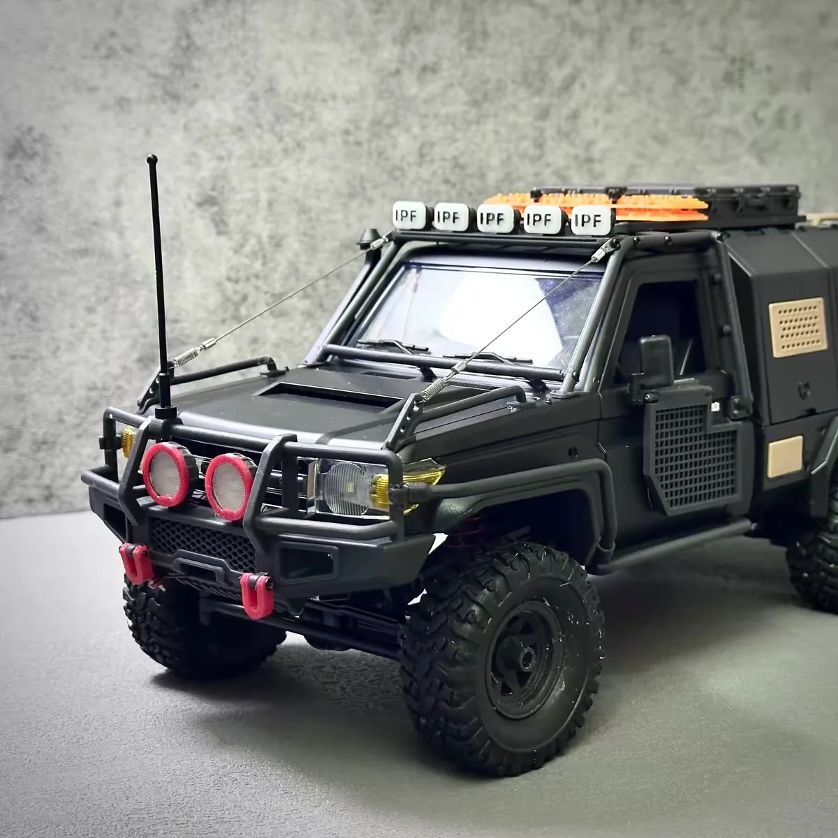 MN82 Insurance Bumper and Antenna Car Shell Upgrade and Modification Accessories Suitable for 1/12 Off-road Vehicle MN82s