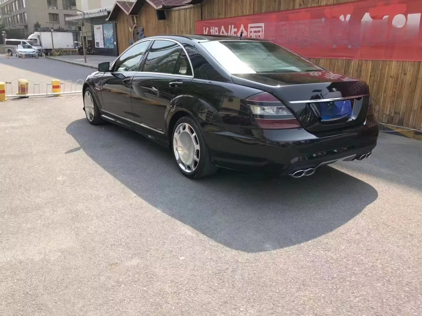 2005-2013 For Mercedes-Benz S-Class W221 Front Bumper Bodykit Grille Light New Condition Replacement/Emergency Repair for E63