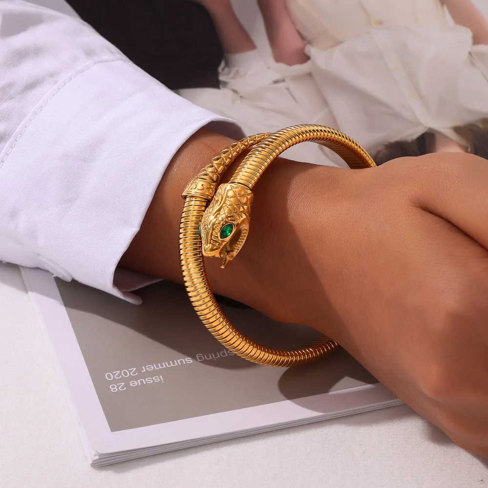 Trendy Chic Stainless Steel Snake Designer Bracelet For Women Retro Green Eyes Bangle Luxury Jewelry Wholesale