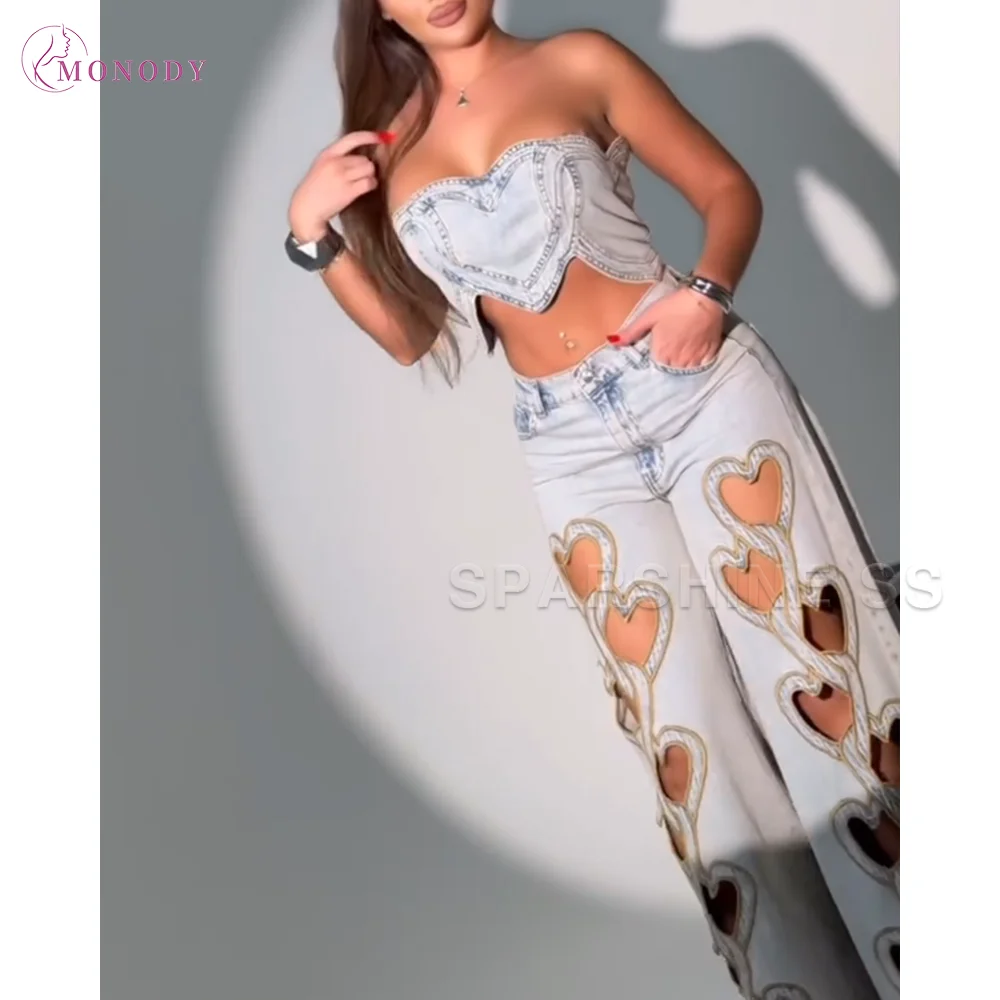 

Women's Y2K Retro High-Waist Straight Leg Jeans 2025 Trend Vintage Heart Hollow-Out Baggy Denim Pants for Streetwear