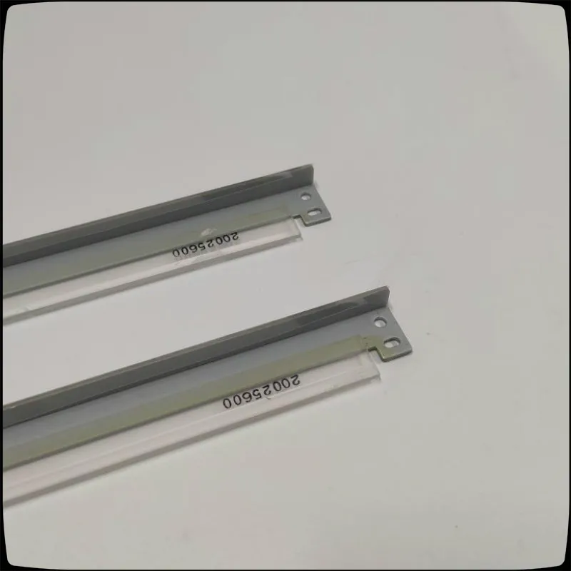 أسطوانة شحن أساسية / أسطوانة تنظيف لطابعة Xerox VersaLink B7125 B7130 B7135، 013R00687 13R00687 شفرة تنظيف الطبل #6