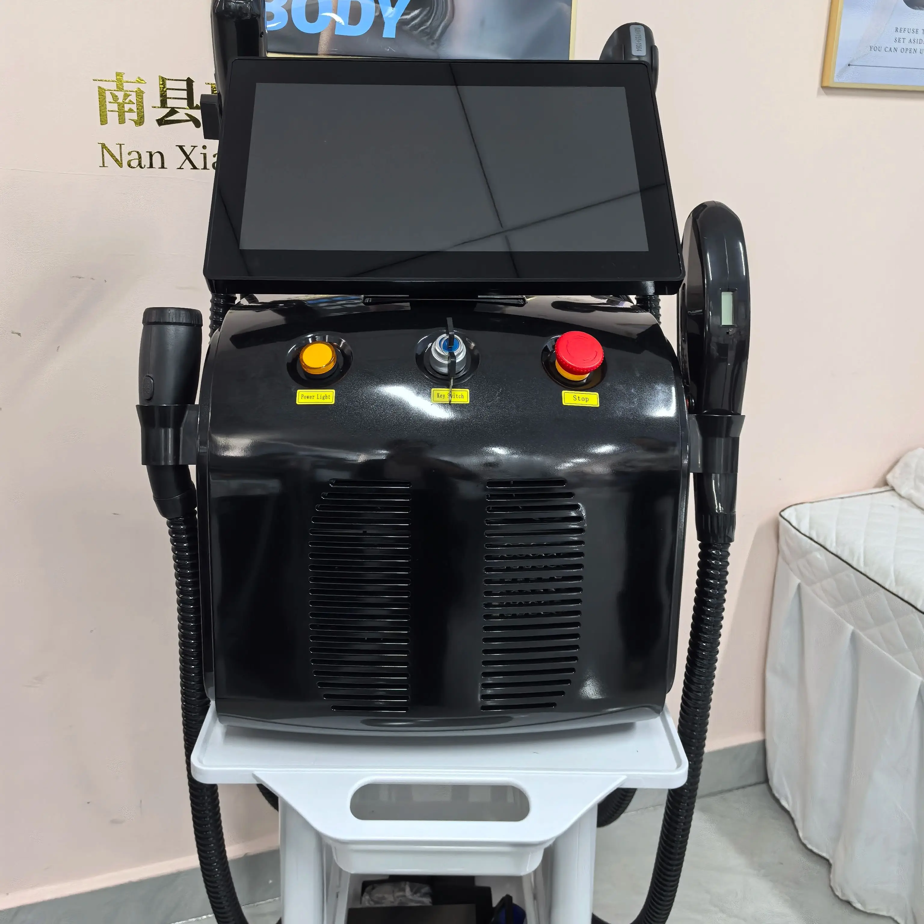 808nm Diode Laser 4IN1 Multifunctional FAC Hair Removal IPL RF Picosecond Tattoo Removal Skin Rejuvenation Machine for Salon Spa