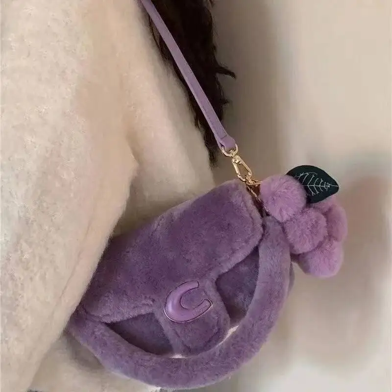 Korean Chic Sweet Y2k Aesthetic Shoulder Bags All Match Fluffy Solid Women's Underarm Bag Elegant Office Lady Handbag Crossbody