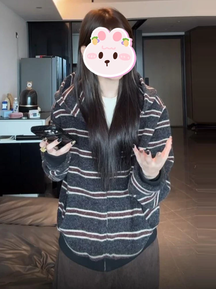 

Loose Fit Striped Hoodie Women's Korean Sle Casual Sweater Autumn 2025 Thiened Long Sve Commute Top Versatile Cotton