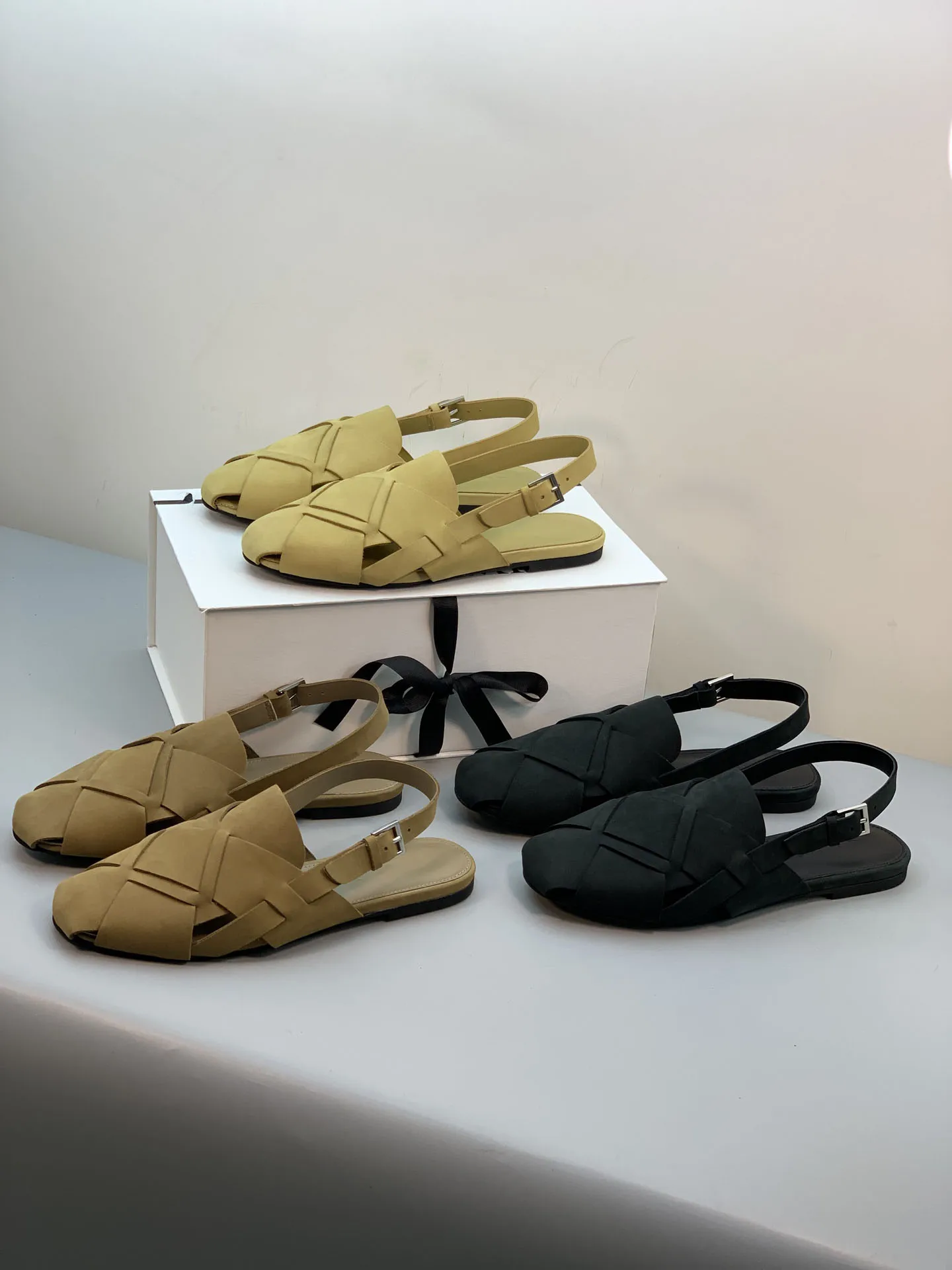 

Women's Suede Slingback Sandals Woven Design Cage Shoes