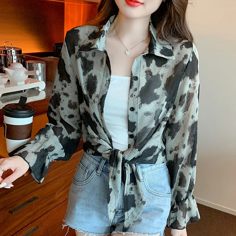 

Summer Women Chiffon Shawl Vintage Printed Prevented Bask Clothes Female Thin Cape Long Flare Sleeve Leopard Shirts Wholesale