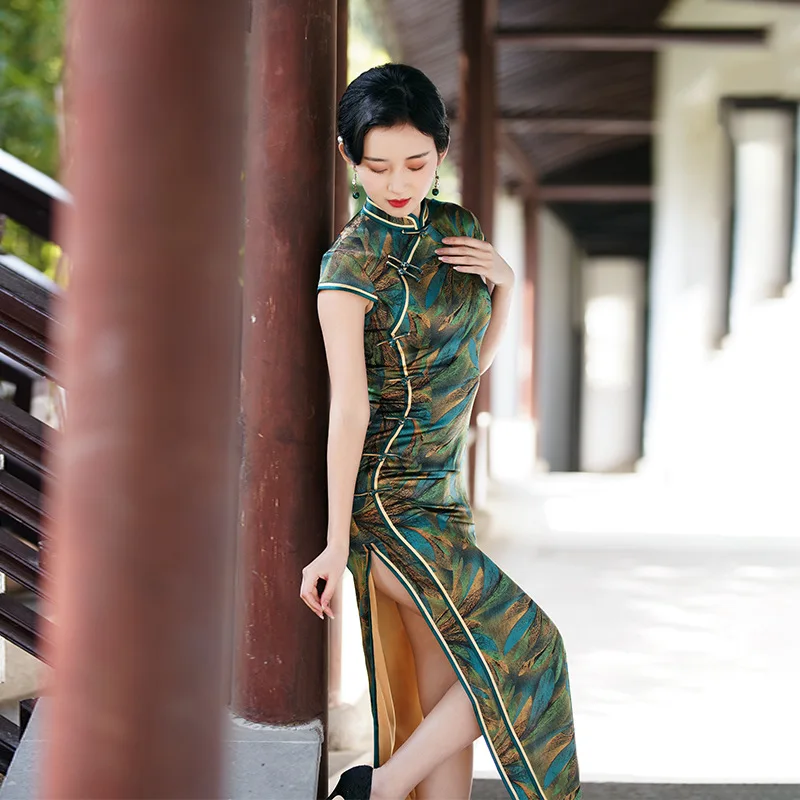 

Yourqipao Chinese Traditional Green Silk Retro Cheongsam Long High-end Women's Qipao Catwalk Evening Dress