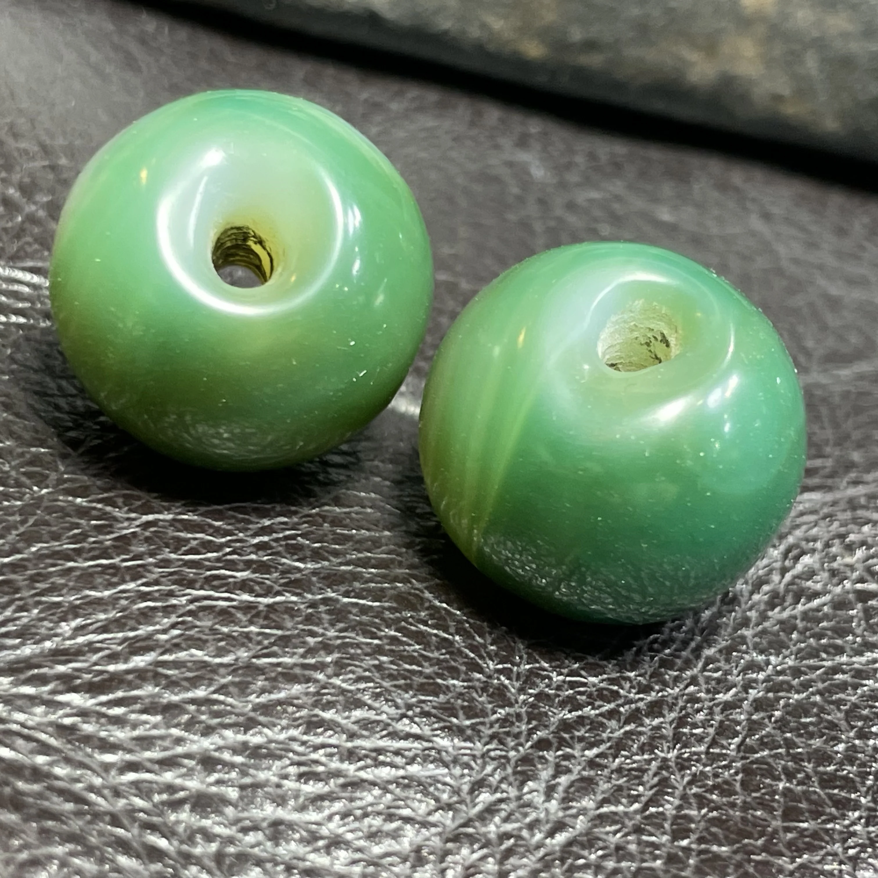 Tibetan spinach green dzi bead pendant 1pair 19mm